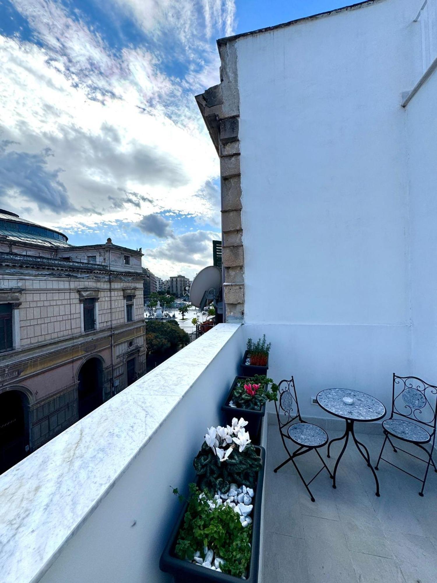 Politeama'S Home - Luxury Apartment Palermo Zewnętrze zdjęcie